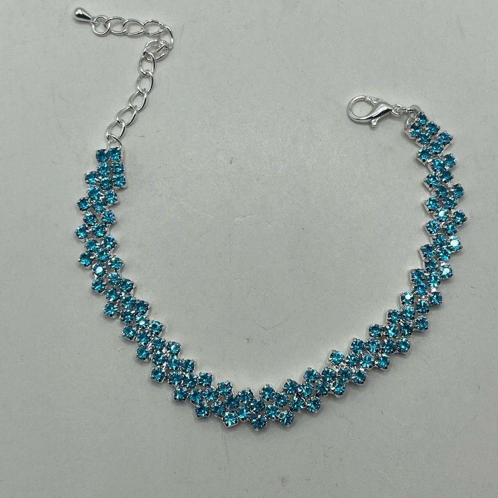 Silver plated Elegant Blue Bracelet for Women - Picture 5 of 5